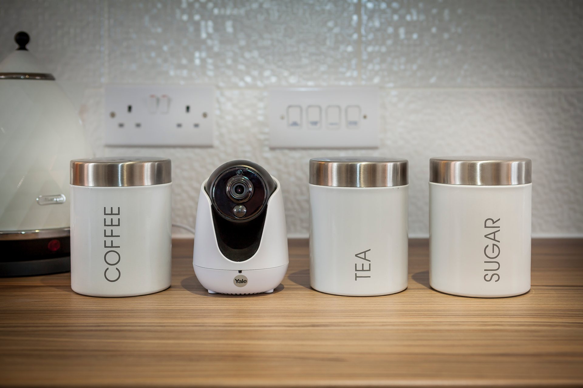 Yale-home-view-IP-camera
